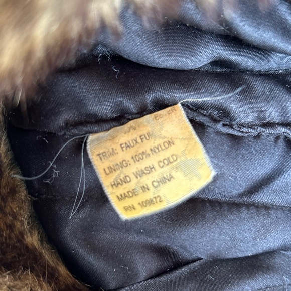 Vintage Winter Black Trapper Hat Faux Fur with Ear Flaps Quilted Inside - Picture 5 of 7